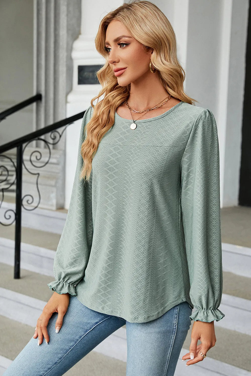 Round Neck Loose Sleeve Shirt