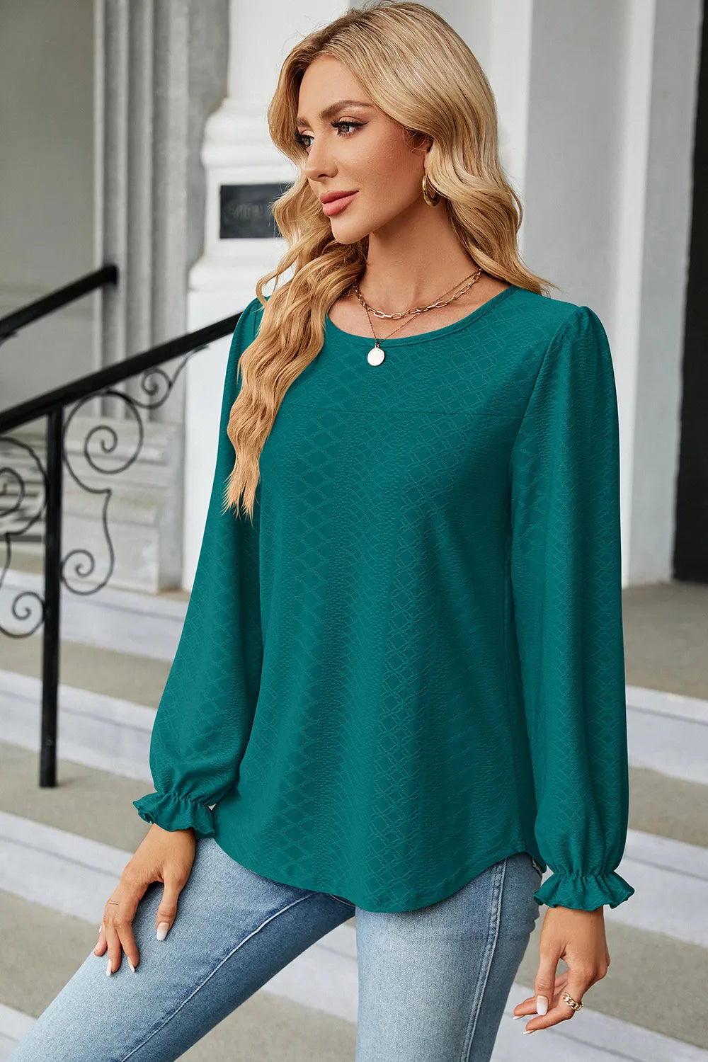 Round Neck Loose Sleeve Shirt